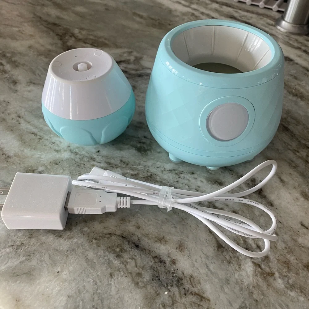 TAO Clean ONA Diamond Facial Cleansing Brush - Picture 4 of 5